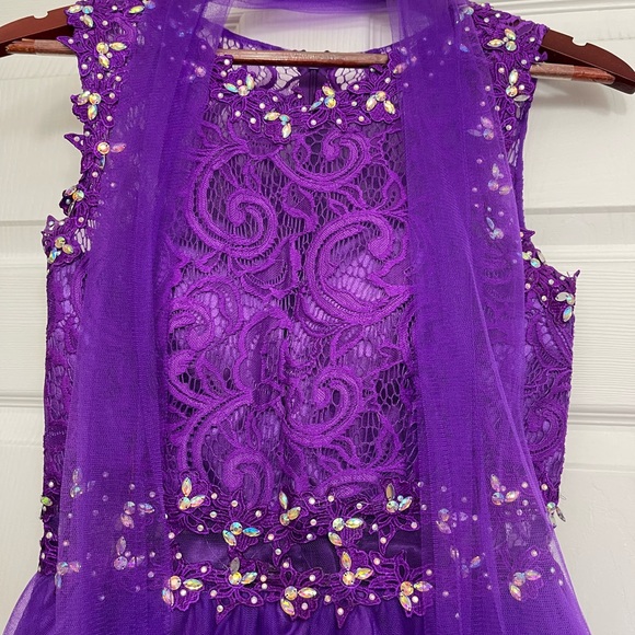 💜Beautiful Homecoming Dress💜 - Picture 3 of 9